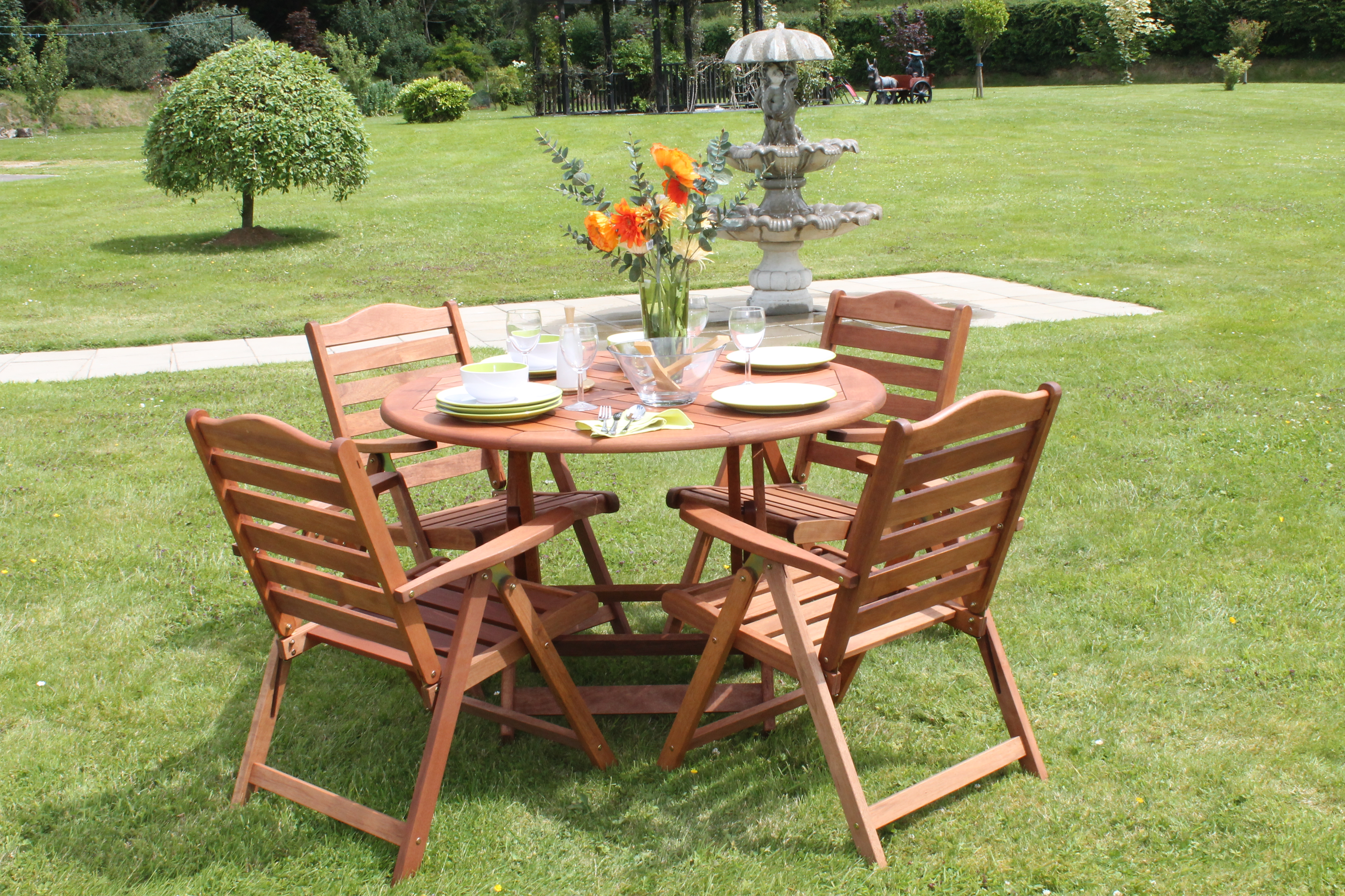 Kildare 4 Seater Patio Set Wooden Garden Furniture Folding